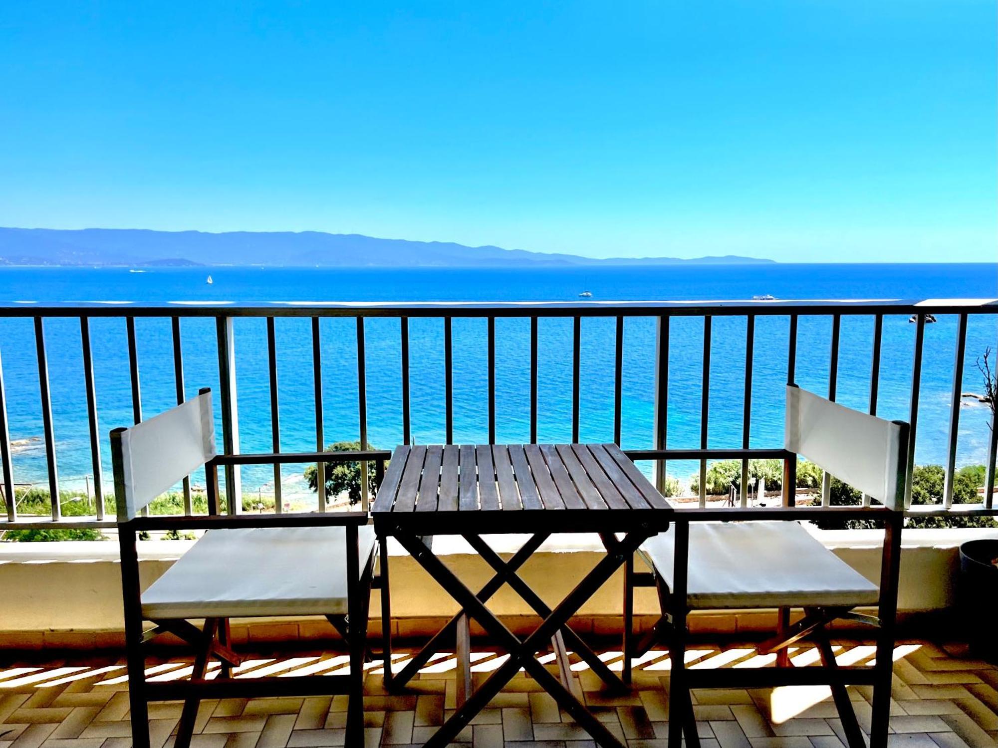Appartement Avec Magnifique Vue Mer Ajaccio  Buitenkant foto